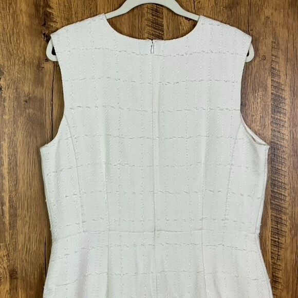 NWT Ann Taylor Tweed Flounce Shift Dress, size 14, lined, zips down the back - Picture 8 of 15
